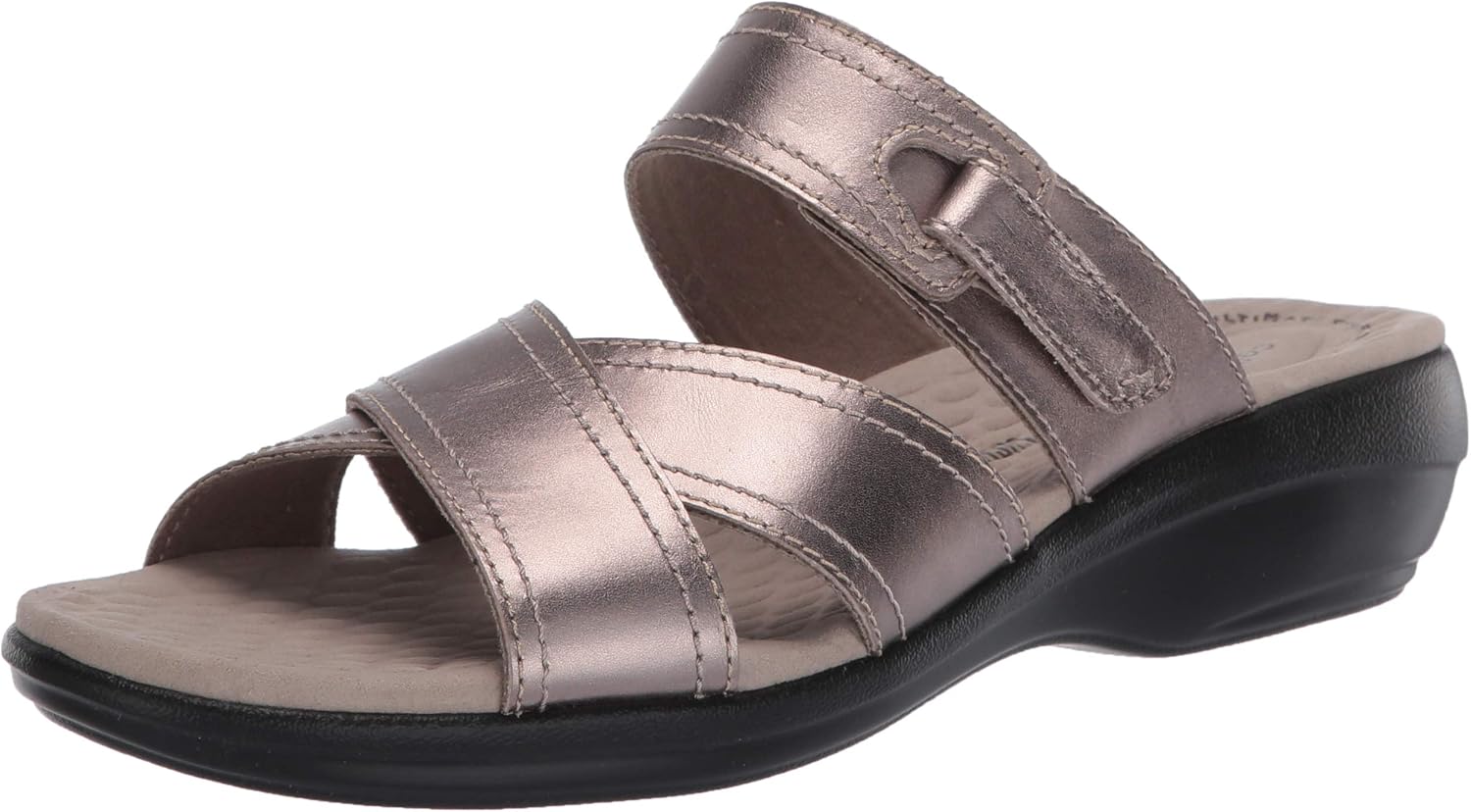 clarks ladies flat sandals