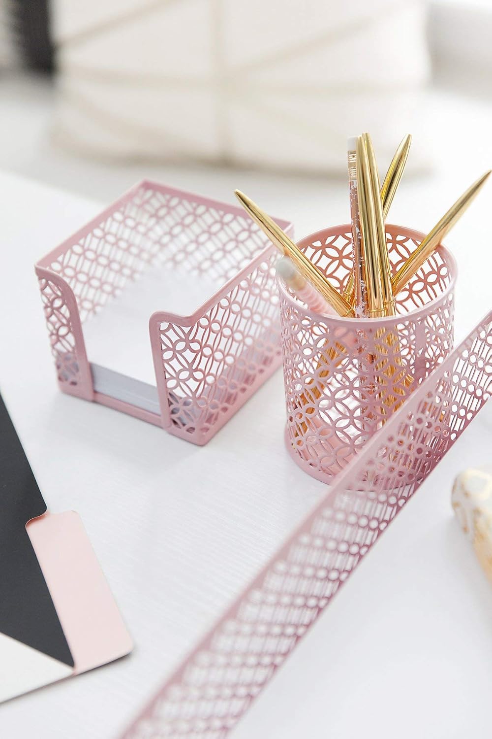 Blu Monaco Office Supplies Pink Desk Accessories for Women-5 Piece Desk Organizer Set-Mail Sorter, Sticky Note Holder, Pen Cup, Magazine Holder, Letter Tray-Pink Room Decor for Women and Teen Girls : Office Products