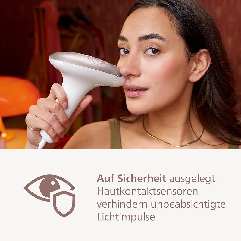 Lumea IPL 7000 Series - IPL Geräte Haarentfernung für bis zu 18 Monaten seidig-glatte Haut¹ mit 2 Aufsätzen für Körper & Gesicht, Alternative zur Laser-Haarentfernung (BRI921/00)