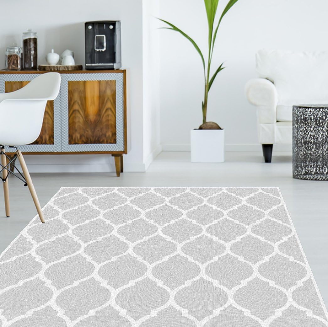 Viniliko Quatrefoil Rug, Vinyl, Gray, 135 x 200 cm