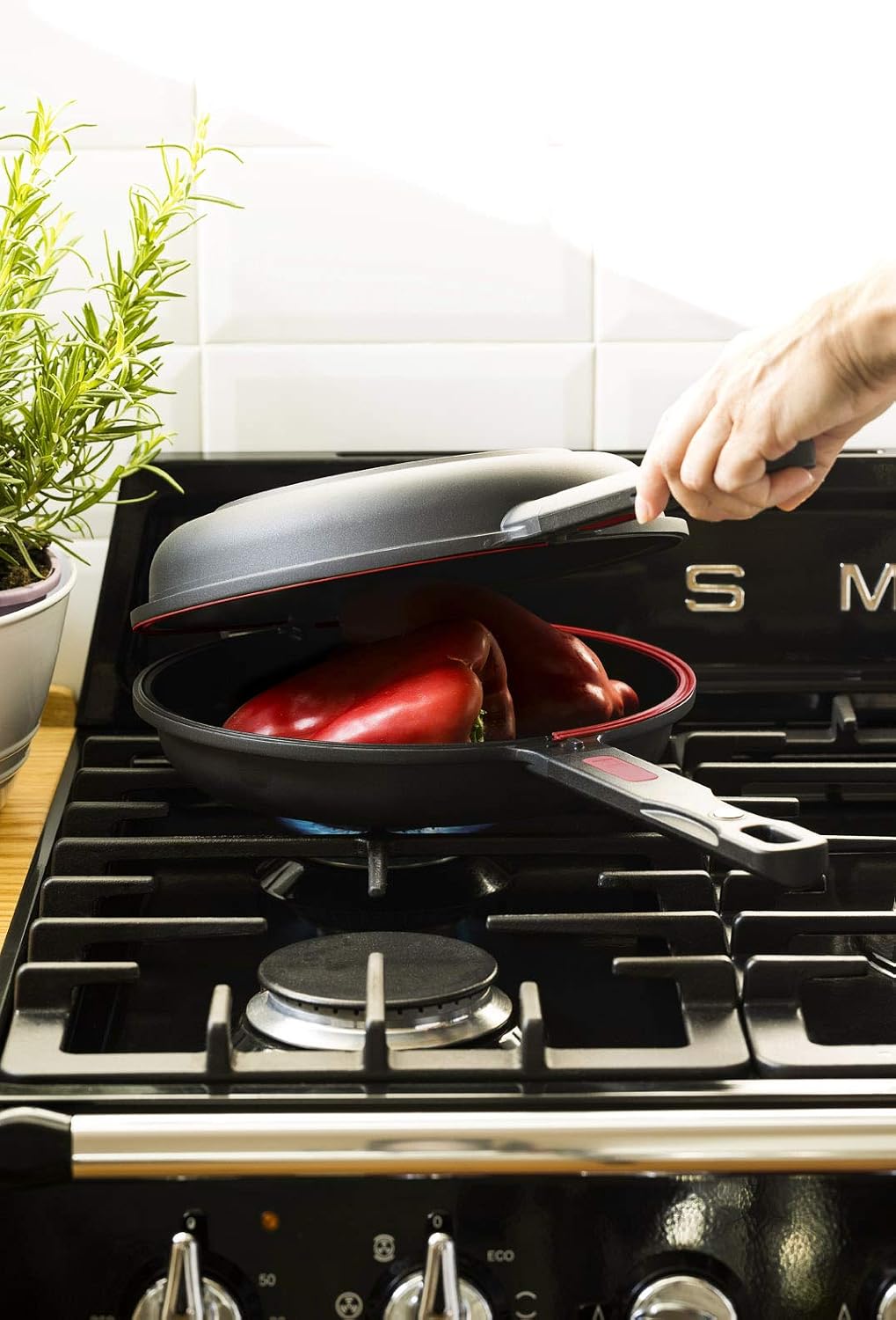 BRA Dupla Premiere Cast Aluminium Double Pan for Omelettes Non-Stick - Image 5
