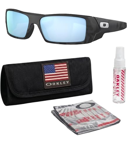 Amazon.com: Oakley Gascan Gafas de sol negro mate con lente gris