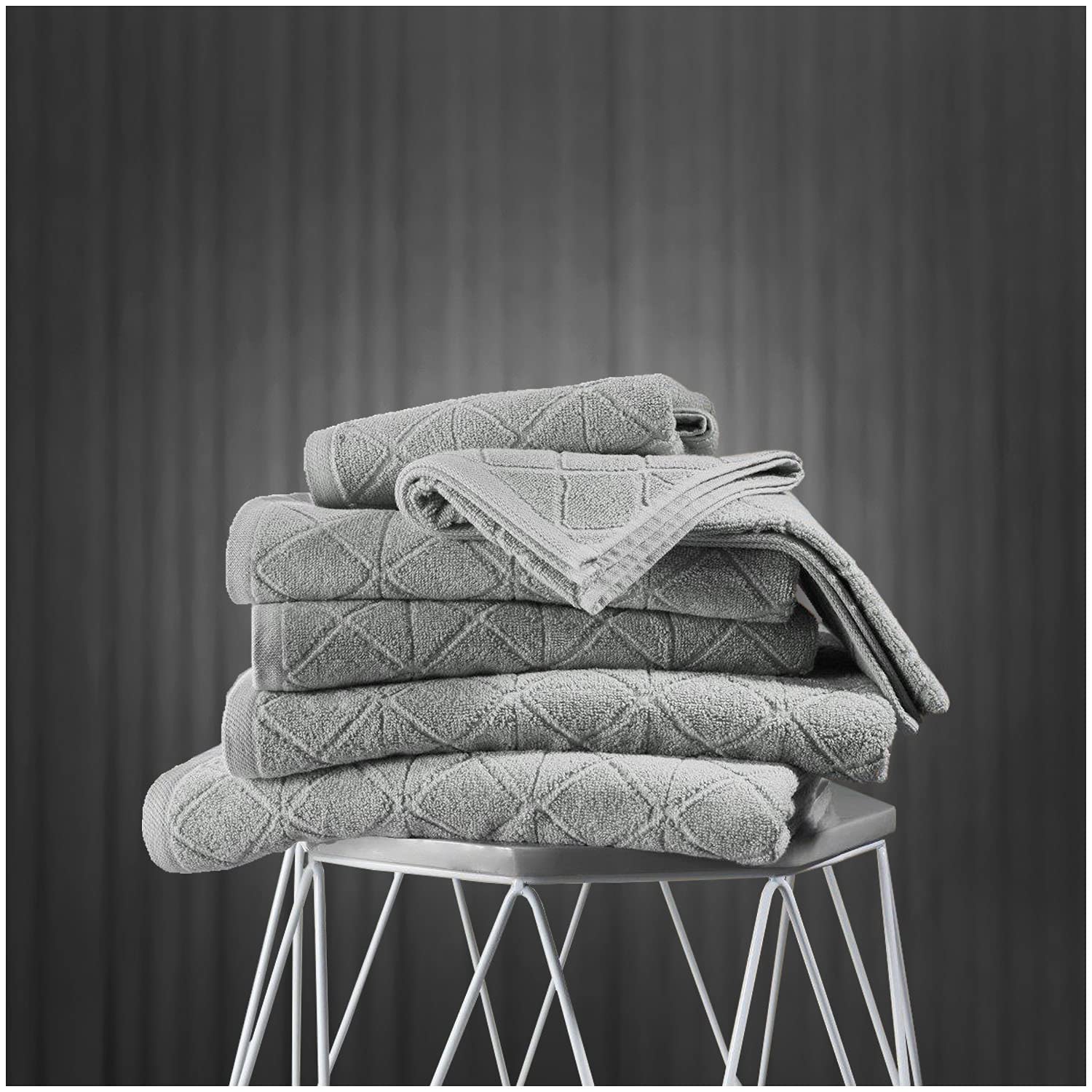 GC GAVENO CAVAILIA Luxury Egyptian Cotton 2 Pack Super Soft 600 GSM Geo Triangle Absorbent Bath Towel, Grey, 70x120 Cm