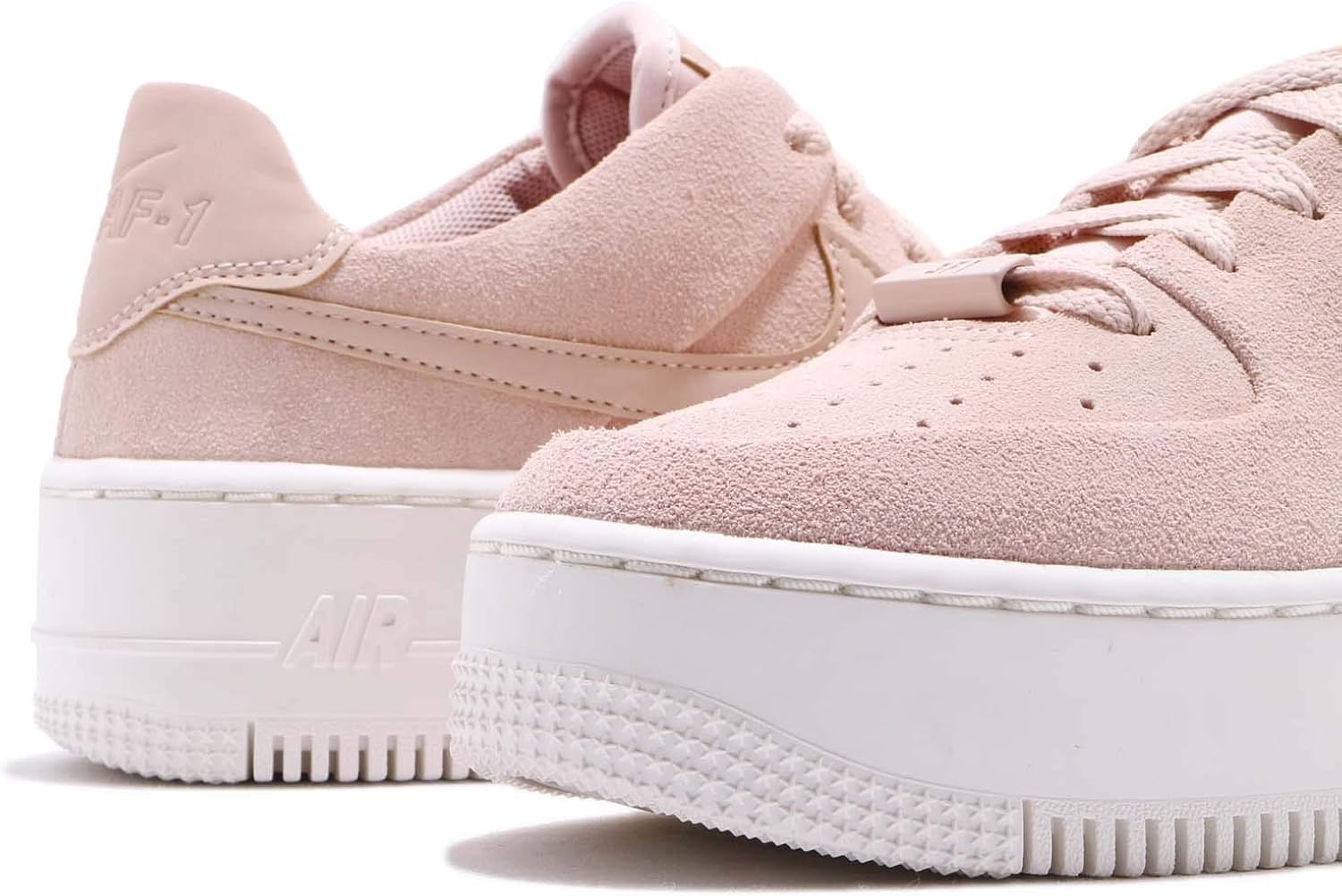 nike sage low beige