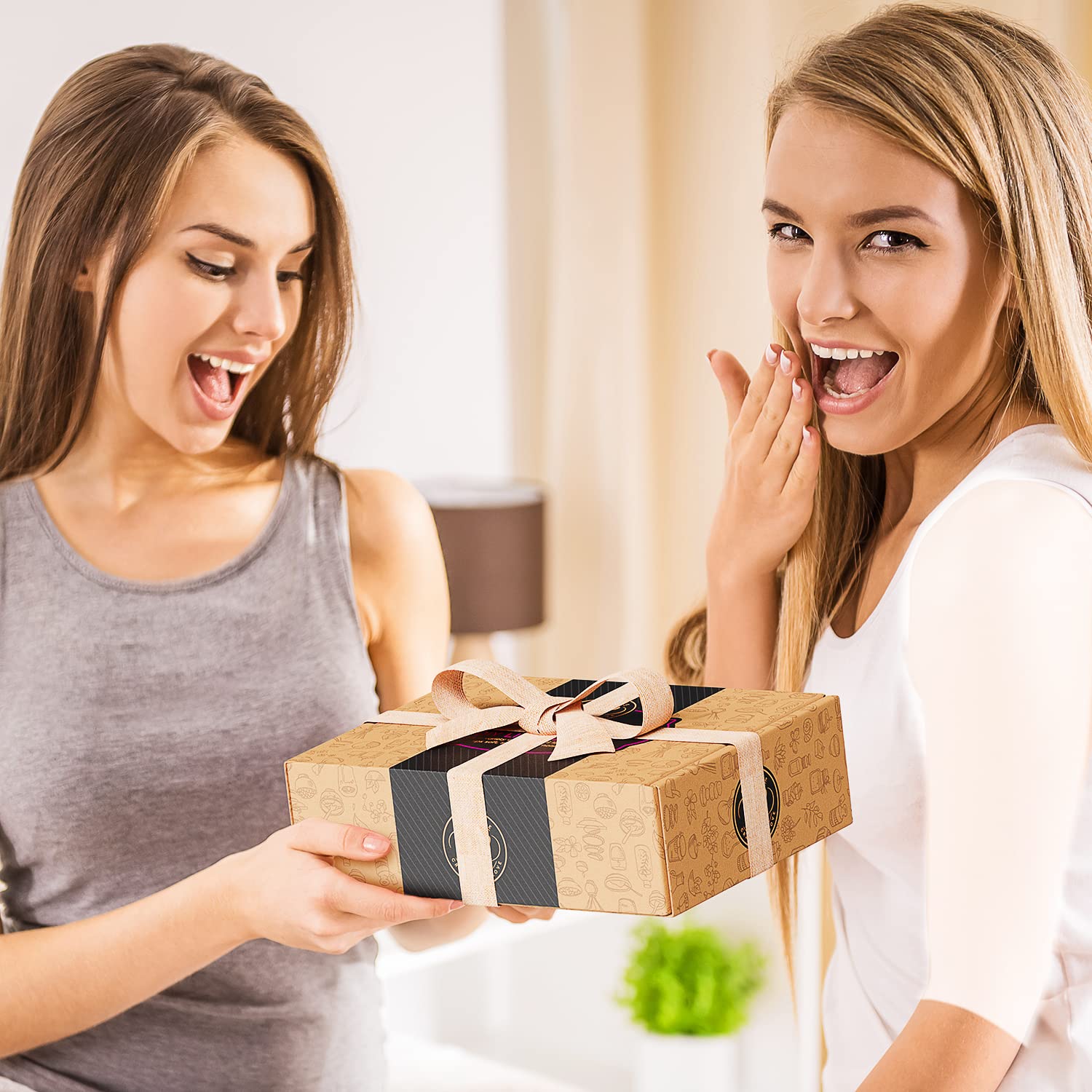 DilaBee CraftZee Organic Lip Balm Making Kit. DIY Lip Gloss Pack, Natural Beeswax, Shea Butter, Sweet Almond Oil, Essential Oils, Tools, Instruction Manual. Sleepover Party Supplies for Girls, Adult Craft Kit