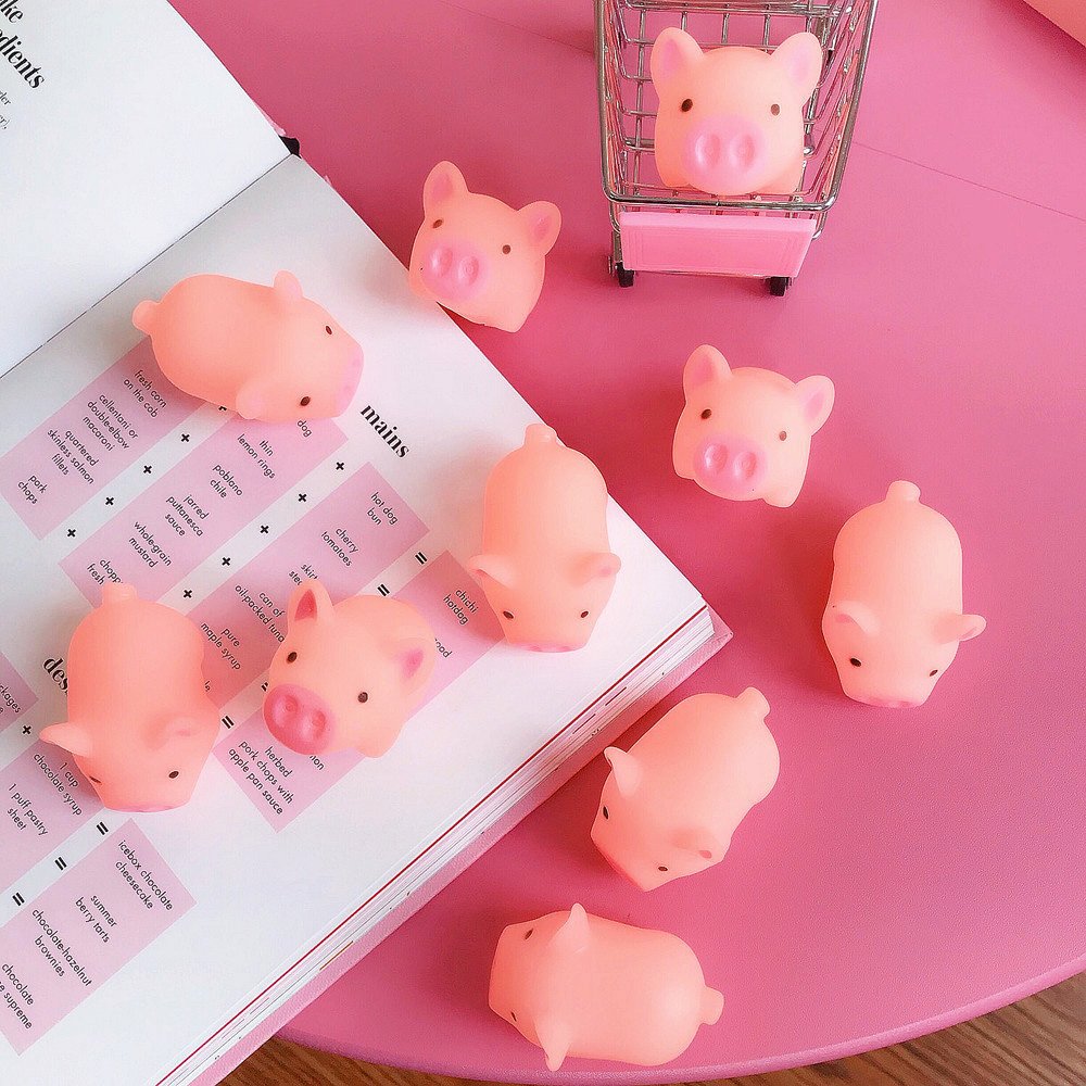 mini rubber pigs