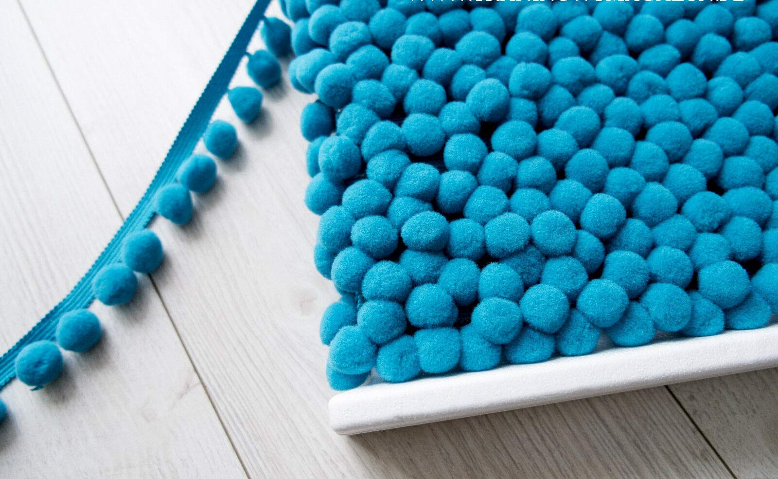 POM POM Bobble Trim Fringe Pompom Trimming - Cushion and Curtain Decoration, Home Decor - XL Size 2cm Craft Pompons (Turquoise, 10 Meters)