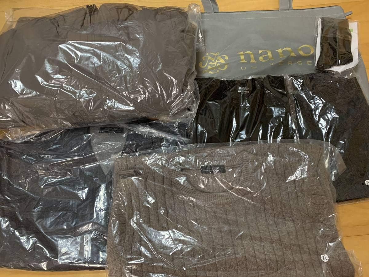 Amazon Co Jp 21年新春福袋ナノユニバース Nano Universexl メンズ ニット 靴下 ダウンジャケット セットアップ 中身公開 ホビー