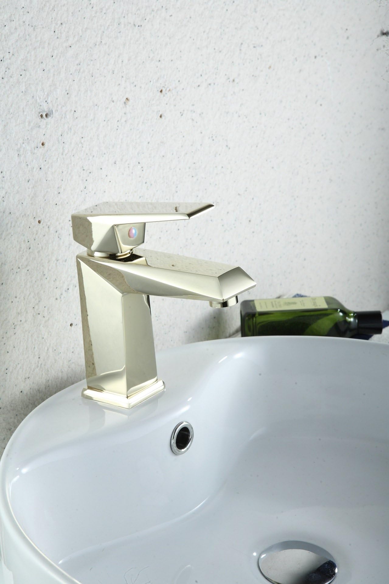 Modern fashion bathroom sink faucet Cheap zirconium gold basin basin under the four Basin Mixer taps gold-plated low hot and cold faucet