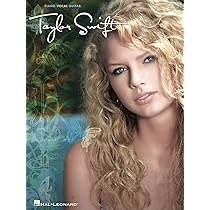 Amazon.com: Taylor Swift - Speak Now: 9781617803666: Swift