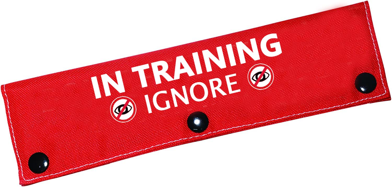 Funny Dog Leash Sleeve Have In Training Ignore Dog Leash Wrap Wrap Alert Hanging ID Patch Tag Pet Birthday Gift(Training Ignore-Sleeve)