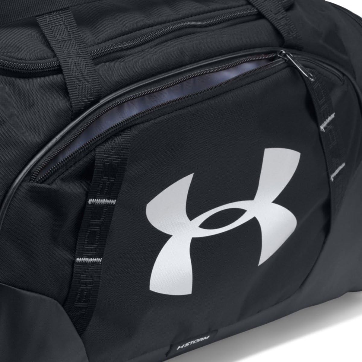 Under Armour Adult Undeniable Duffle 3.0 Gym Bag: Clothing