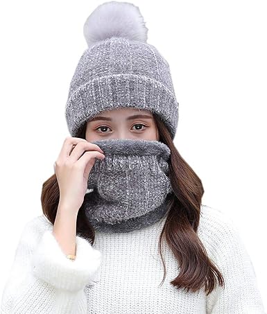 Chenille hat and scarf Outlet