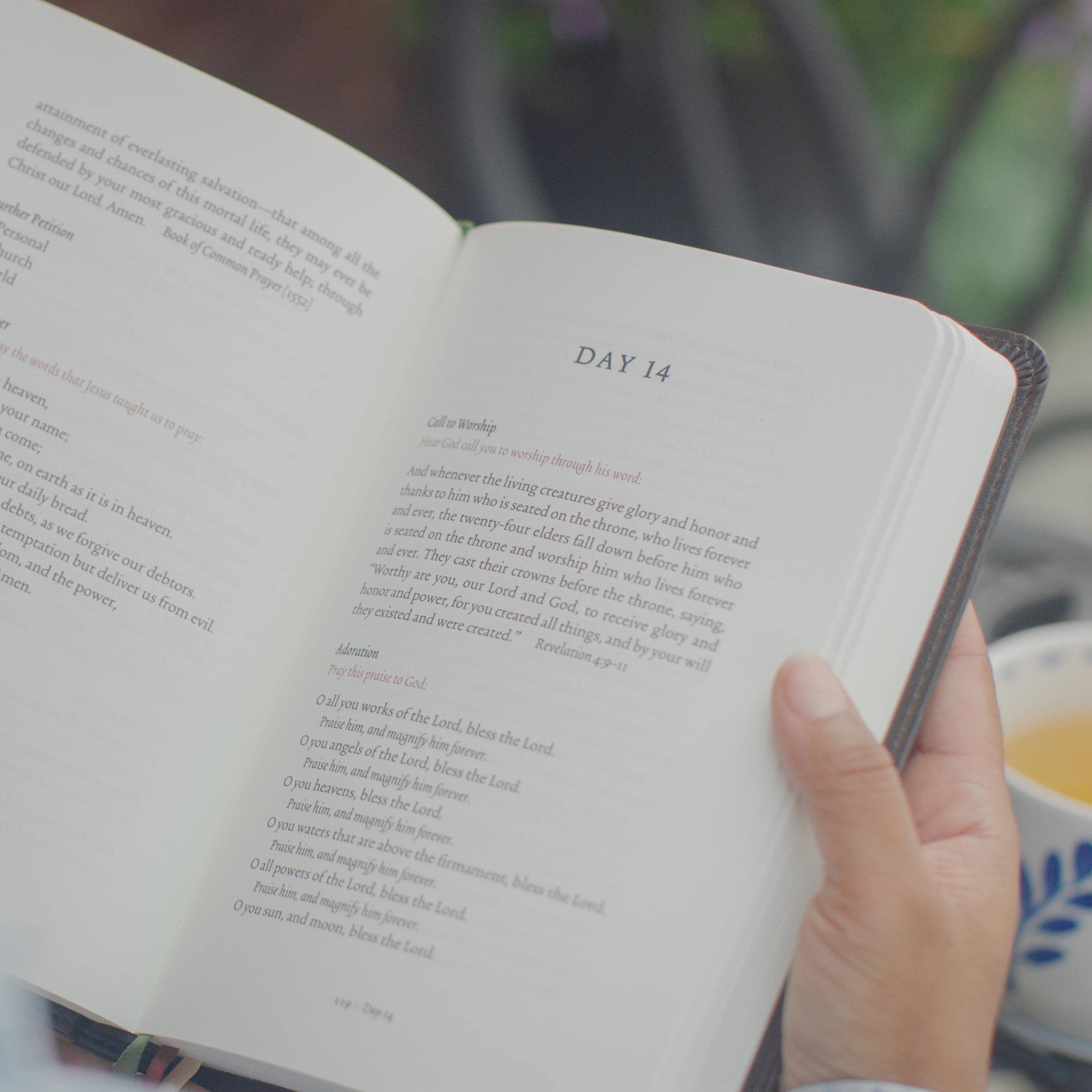 Be Thou My Vision: A Liturgy for Daily Worship (Gift Edition) Be Thou My Vision: A Liturgy for Daily Worship (Gift Edition) Be Thou My Vision: A Liturgy for Daily Worship (Gift Edition) Imitation Leather