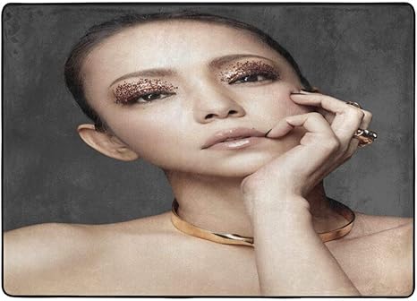 Amazon Co Jp カーペットelle 安室奈美恵 2 ラグ マット 抗菌 防臭 洗える 春 夏 秋 冬 床保護 子供プレイマット ペット用 手触りが優しい 床敷 絨毯 低反発滑り止め付 折り畳み 防ダニ 3 148 1 5cm ホーム キッチン