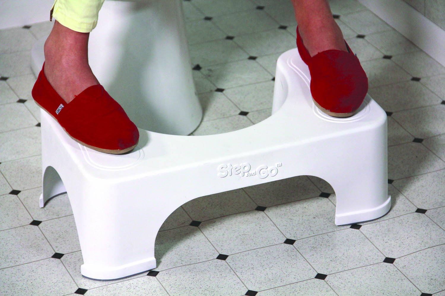 Step and Go Toilet Stool 7” New - Proper Toilet Posture for Better and Healthier Results: Health & Personal Care