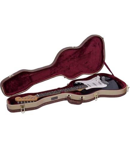 Fender Classic Series Poodle Case, Stratocaster/Telecaster