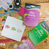 Bostik Extra Strong Glu Dots - Double-Sided Glue Dots x64 Clear view 5
