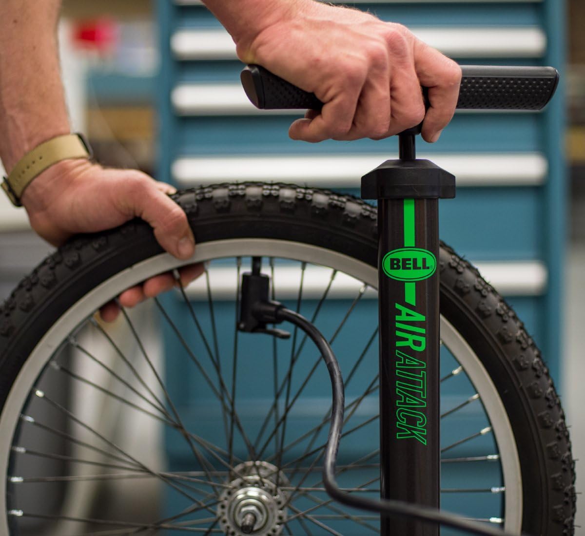 Bell Air Attack 350 High Volume Bicycle Pump : Sports & Outdoors
