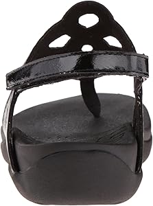 rockport cobb hill ramona thong sandal