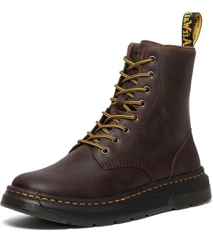 Amazon.com: Dr. Martens Unisex Crewson Chukka Boot, Black  display picture 1