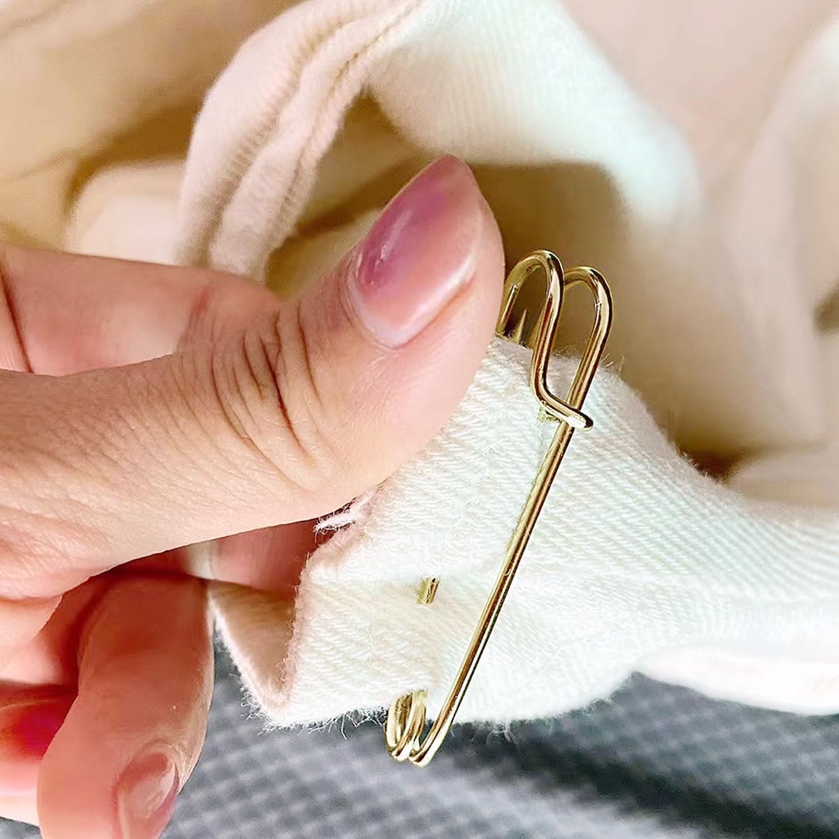 30 Pcs Large Safety Pins 2 Inch Heavy Duty Blanket Pins Big Safety Pin Steel Safety Pins for Blankets Clothes Crafts Leather Canvas, Gold