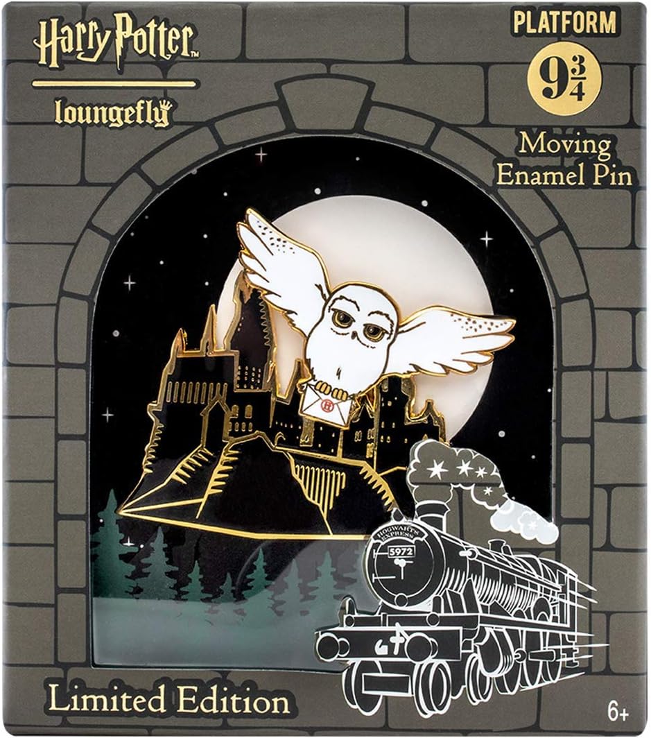 Loungefly: Harry Potter - Hedwig Flying Over Howarts, Deluxe 3" Sliding Enamel Pin,  Exclusive: Toys & Games
