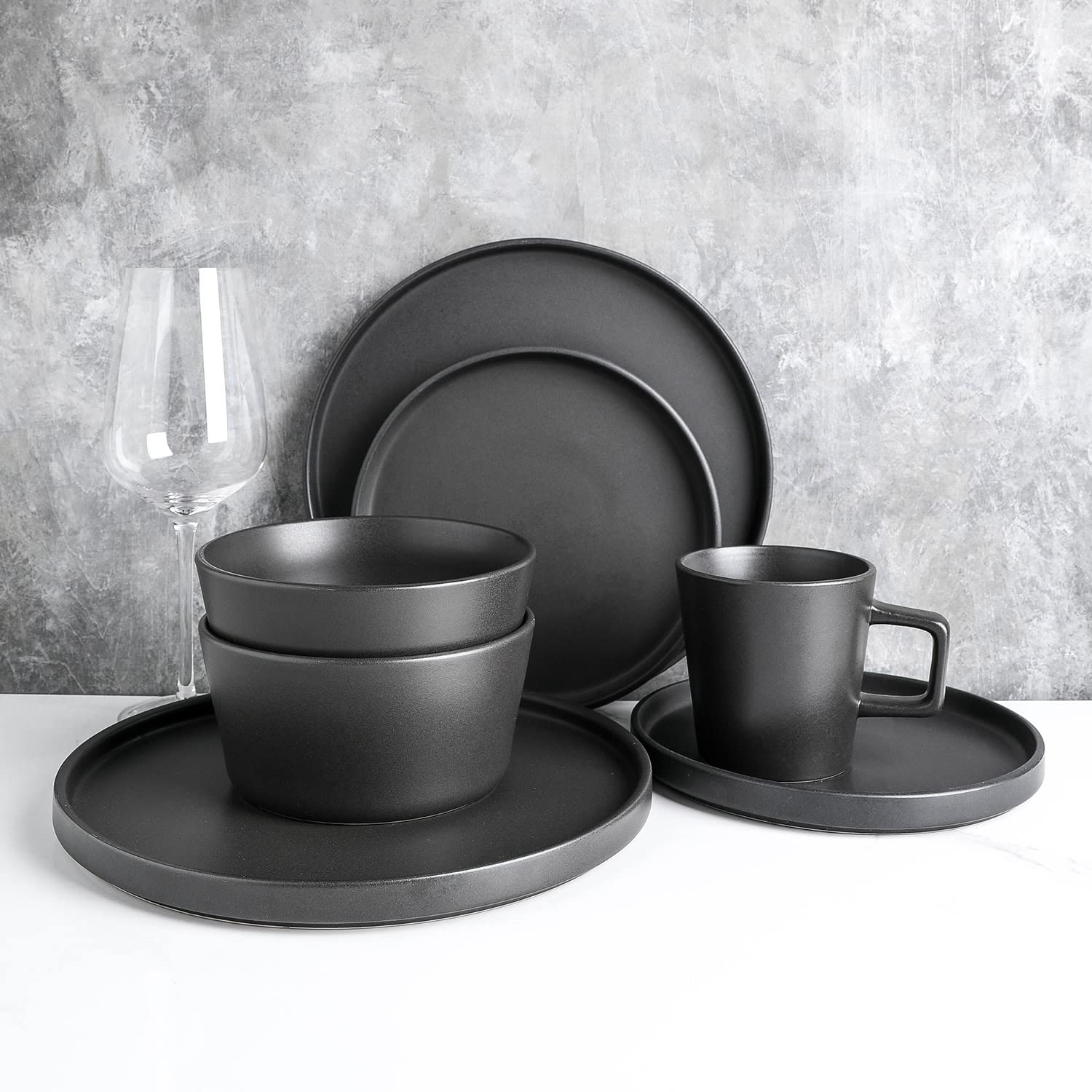 Coupe Dinnerware Set