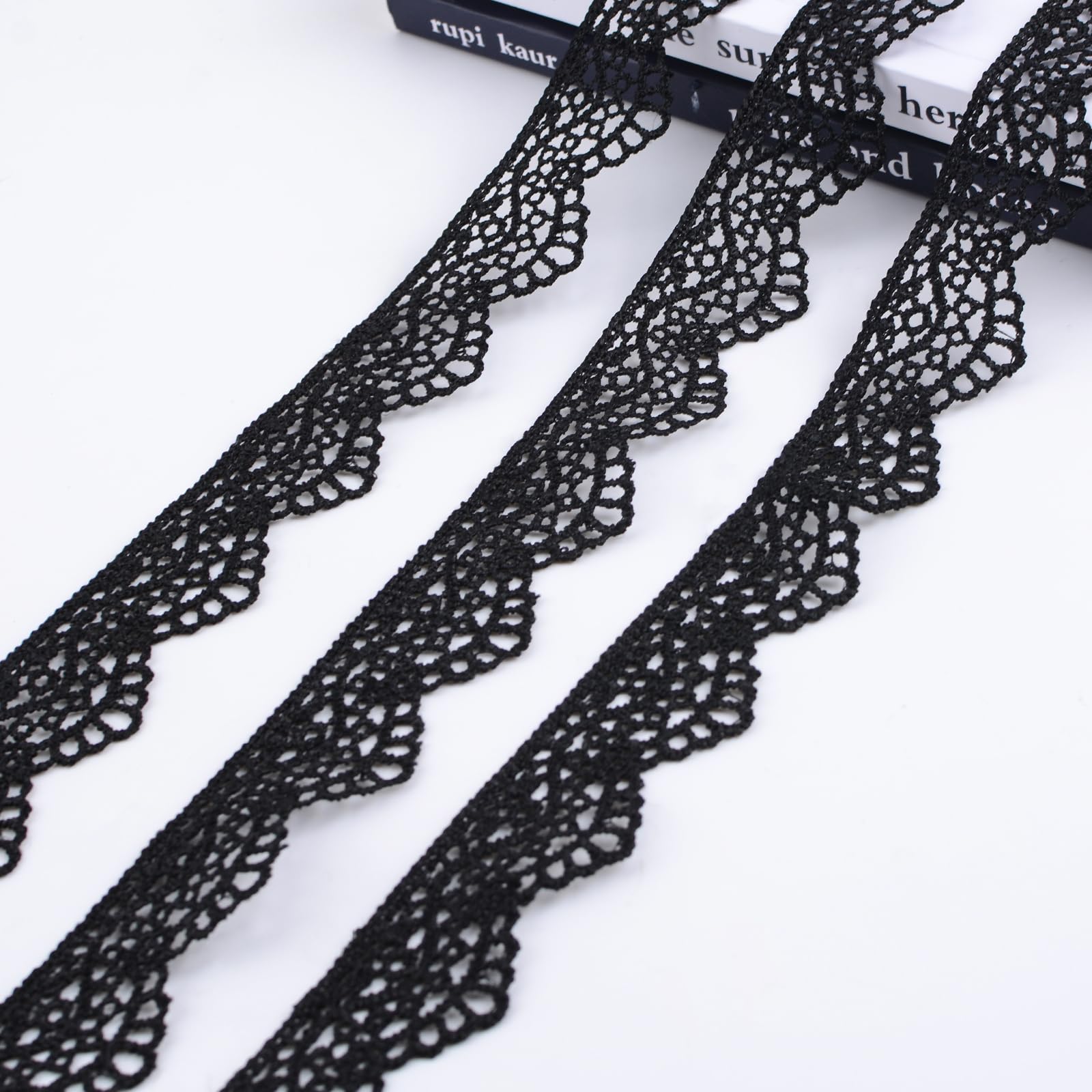 URROMA Black Embroidered Lace Trim，15 Yards Vintage Edging Fabric Applique for Costume Sewing DIY Lamp Shade Tablecloths Wedding Decors,25MM