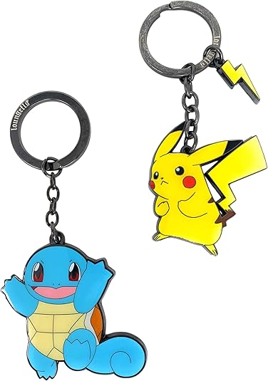 Amazon ポケモンキャラクターキーホルダー 暗闇で光るピカチュウとゼニガメ Pokemon シューズ バッグ