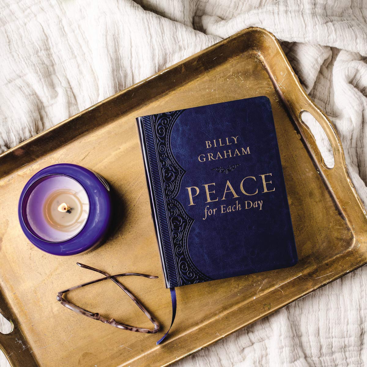 Peace for Each Day, Large Text Leathersoft: Devotions to Comfort Your Soul and Calm Your Mind (A 365-Day Devotional) Peace for Each Day, Large Text Leathersoft: Devotions to Comfort Your Soul and Calm Your Mind (A 365-Day Devotional) Peace for Each Day, Large Text Leathersoft: Devotions to Comfort Your Soul and Calm Your Mind (A 365-Day Devotional) Leather Bound Audible Audiobook Kindle