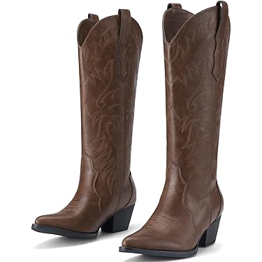 womens dress boots amazon Chukka clog boots in Black main image 1
