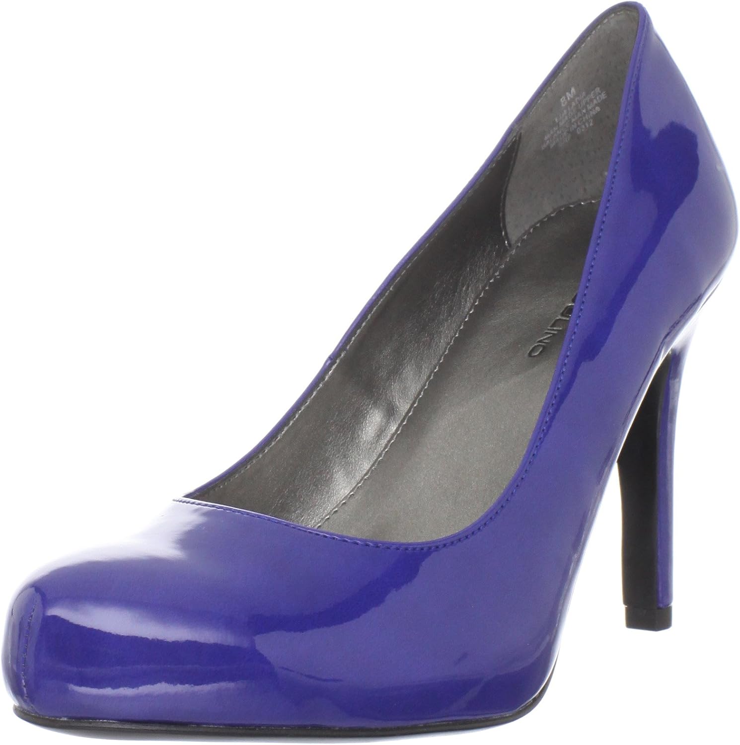 bandolino navy pumps