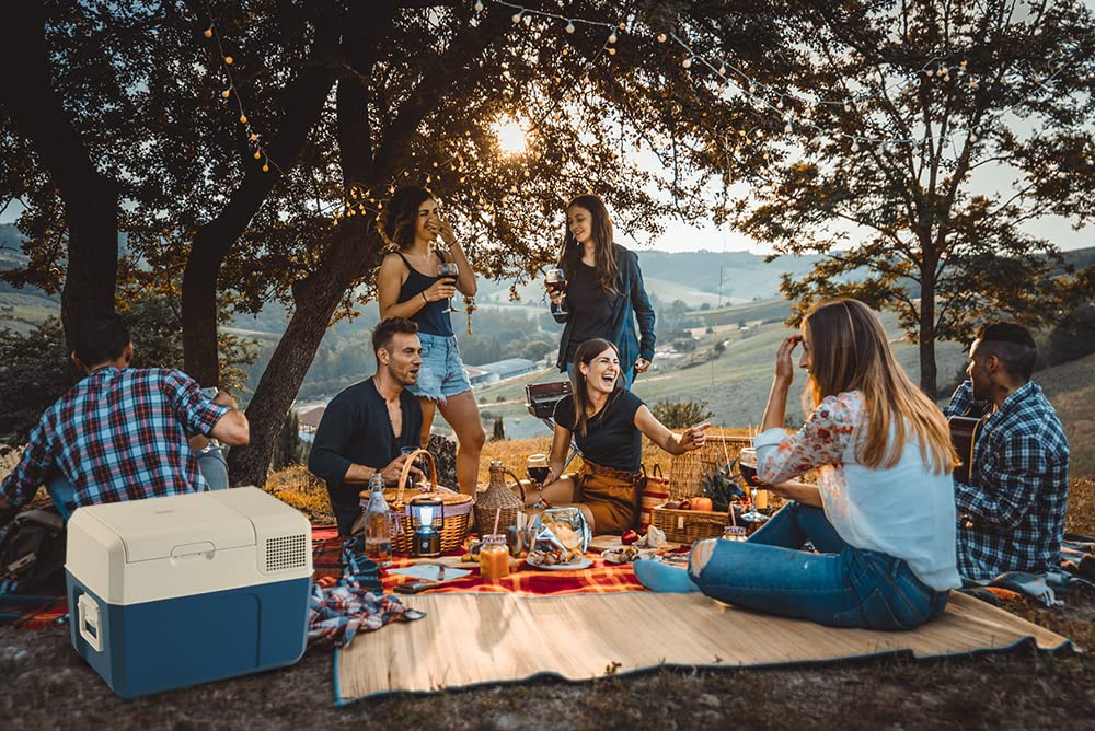 MOBICOOL MCF32, elektrische Kompressor-Kühlbox, 31 l, 12/24/230 V, Mini-Kühlschrank für Auto, Lkw, Boot, Reisemobil und Steckdose 6