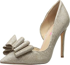 betsey johnson remy pump