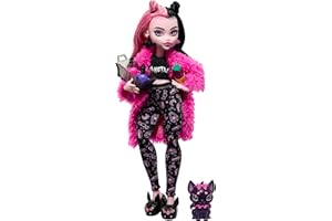 Monster High Doll and Sleepover Accessories, Draculaura Doll Pet Bat Count Fabulous, Creepover Party