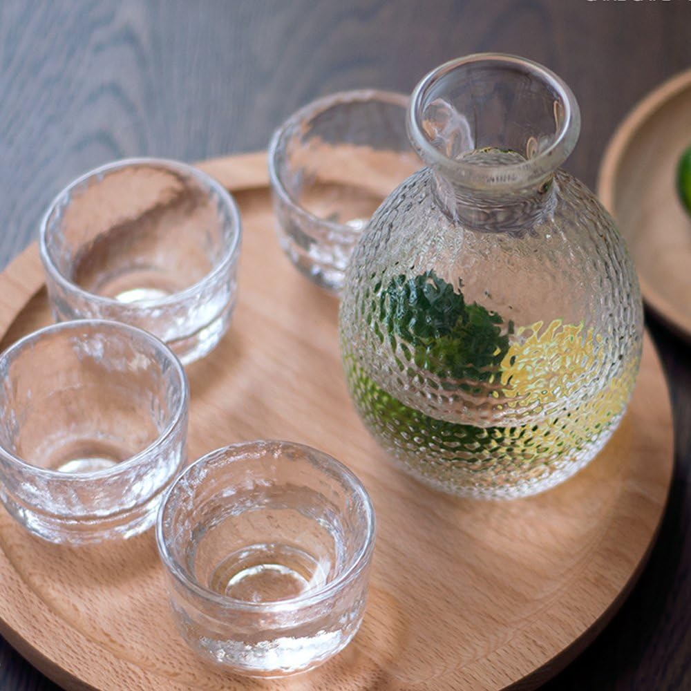 TAMUME Glass Sake Set of 5 Pieces, 300ml Sake Bottle and 4 Sake Cups (40ml Each), Wine Glass Set for Warm/Cold Sake Service - Image 5