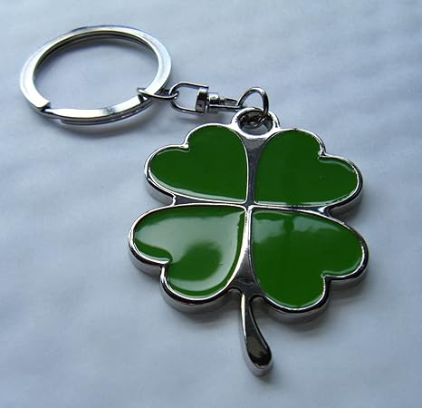 Lucky Trefle 4 Feuilles Porte Cles En Metal Chrome Trefle Vert Email Coffret Cadeau Amazon Fr Auto Et Moto