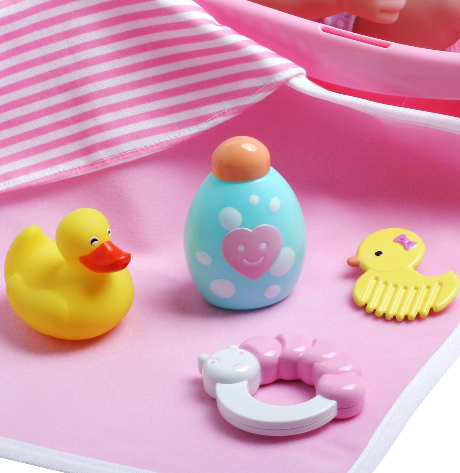 JC Toys La Newborn Realistic Baby Doll Bathtub Gift Set Featuring 13