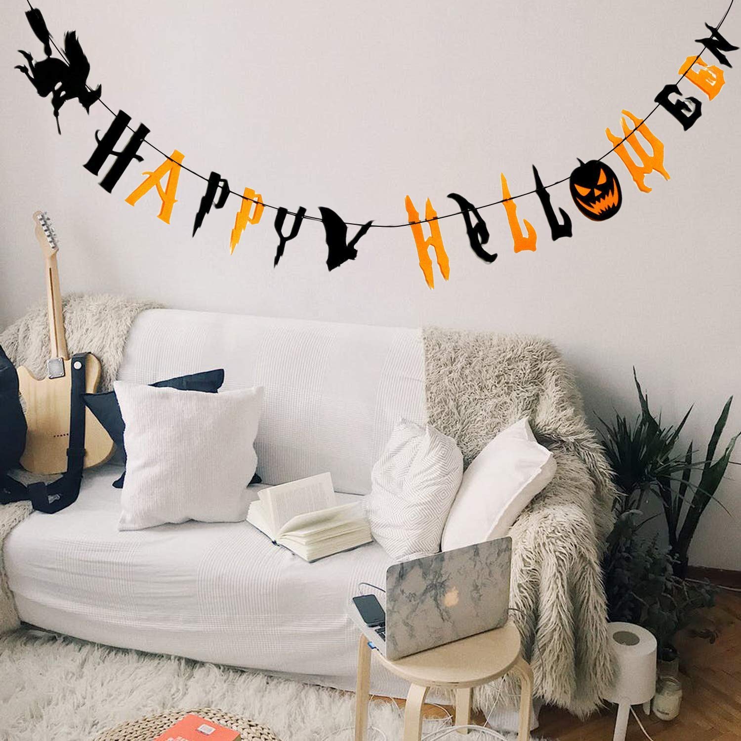 Charlemain Happy Halloween Banner zuammen mit Buchstaben, Fliegenden Hexe, gruseligen Fledermaus, Dekortations für Halloweenparty, Halloween Deko(3Meter)