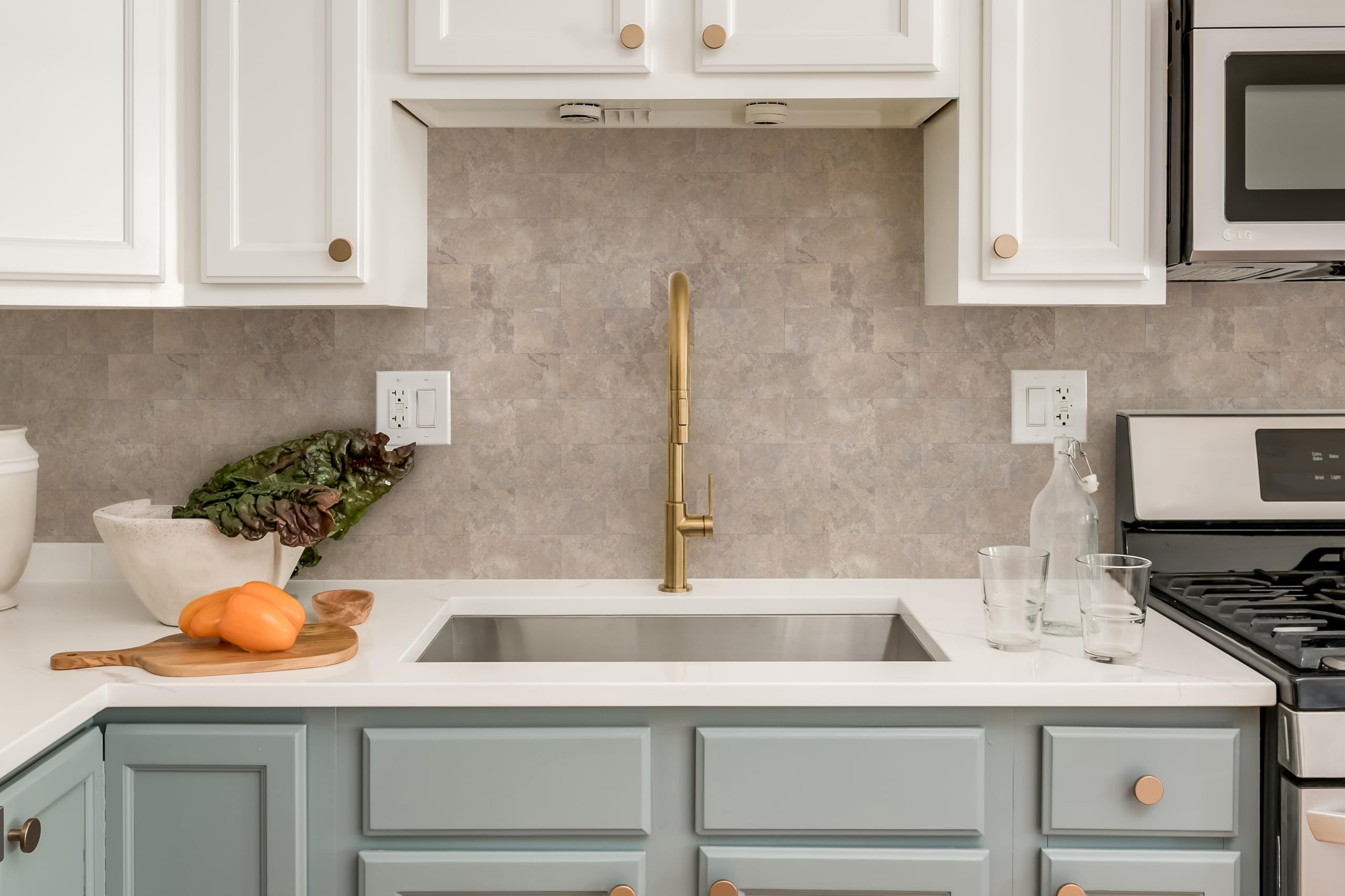 Condition photo showing New/Like New for reovatile 2026 new upgrade peel and stick backsplash tile, peel and stick 11.34" x 11.57" wall tile 