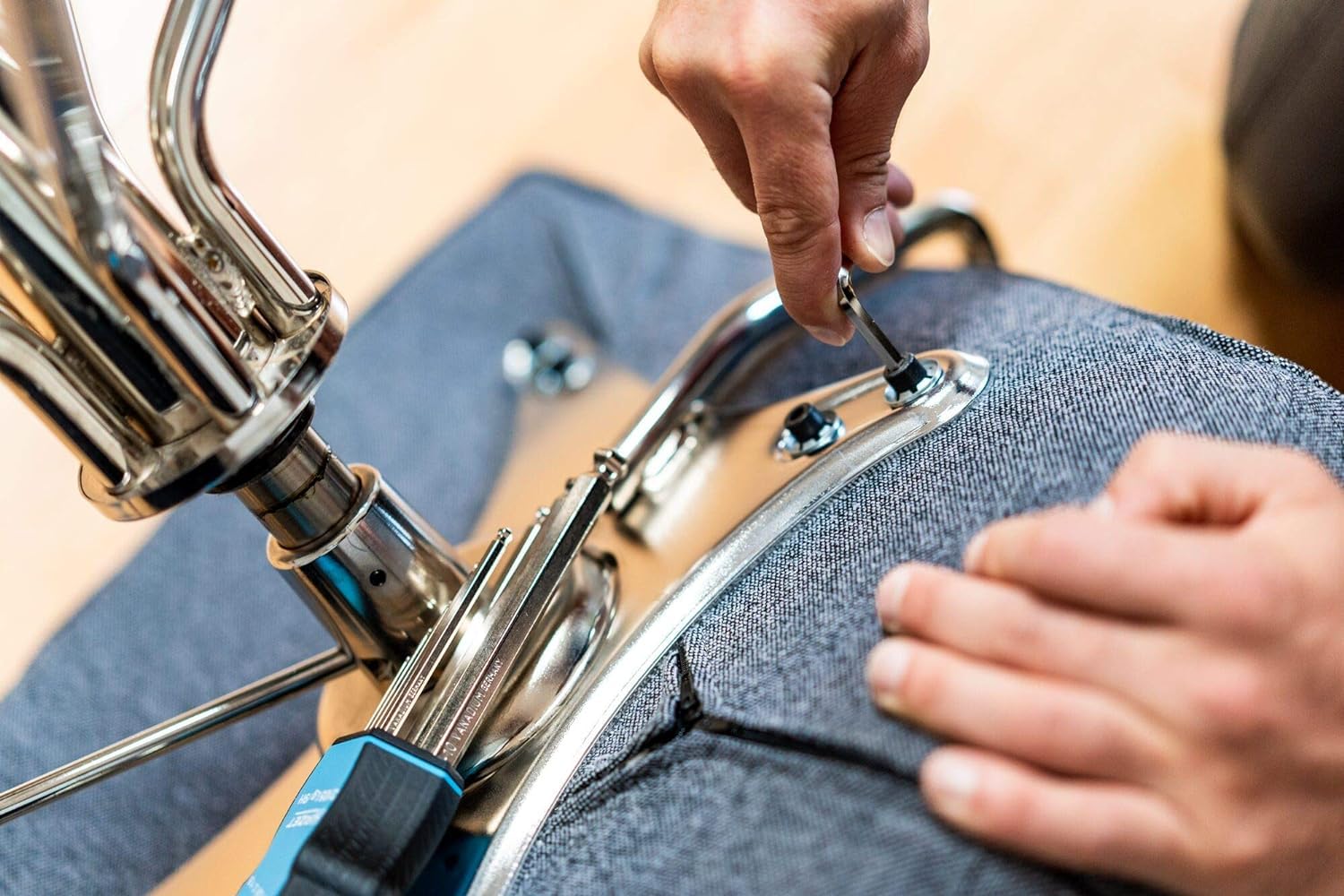 HAZET Winkelschraubendreher-Satz 2105LG/9H I 9-teilig in Kunststoffhalterung mit Kugelkopf, Innensechskant-Profil I besonders passend für schwer zugängliche Verschraubungen 5