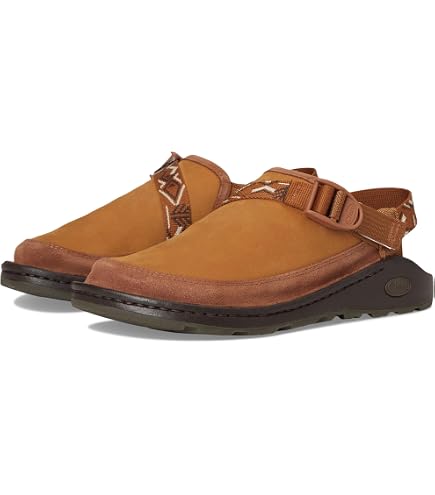 Chaco Women's Chillos Clog Moccasin, Black, 5