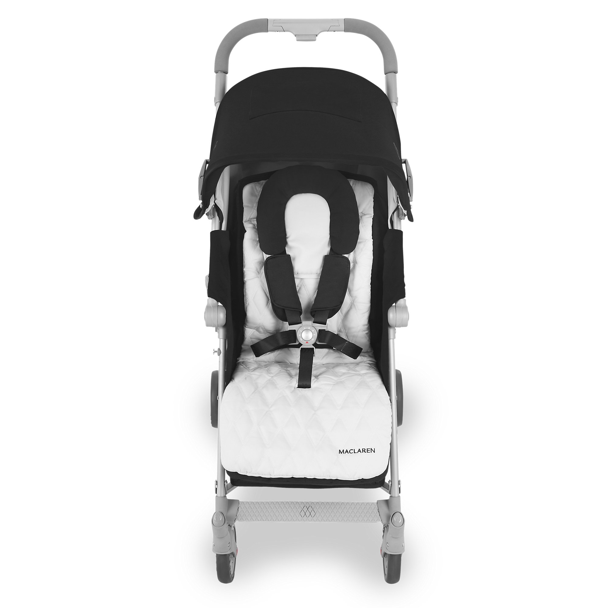 Maclaren Techno XLR Arc stroller for newborns up to 25 kg. UPF 50+ extendable waterproof hood, single handle and reclining seat. Includes a removable winter footmuff and raincover. Black/Silver