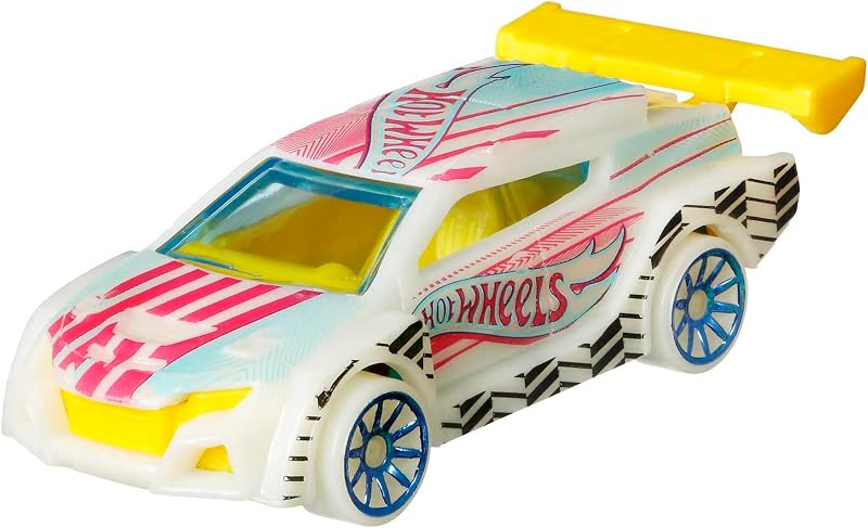 Hot Wheels Multipack Glow in The Dark™ Monster Trucks 10 Veículos de Brinquedo: 5 Monster Trucks e 5 Carros em Escala 1:64, Presente Colecionável para crianças entre 4 e 8 anos, HCB57