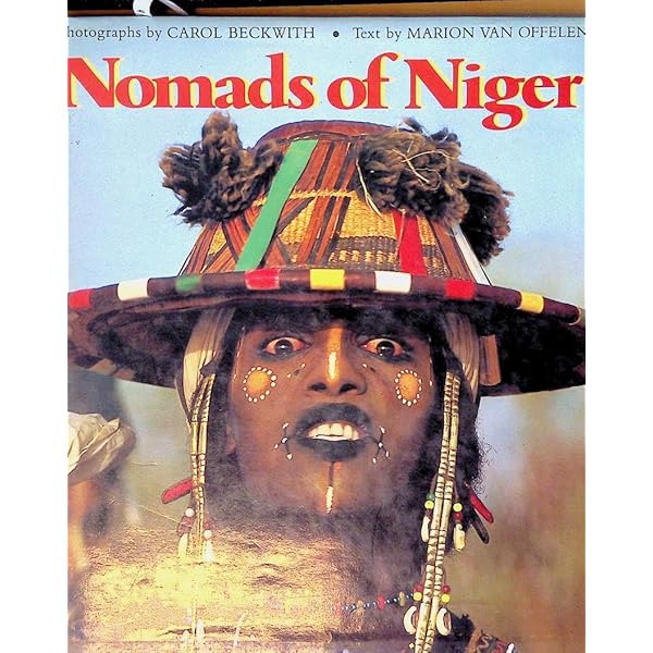 Maasai: Saitoti, Tepilit Ole, Beckwith, Carol; Photographer