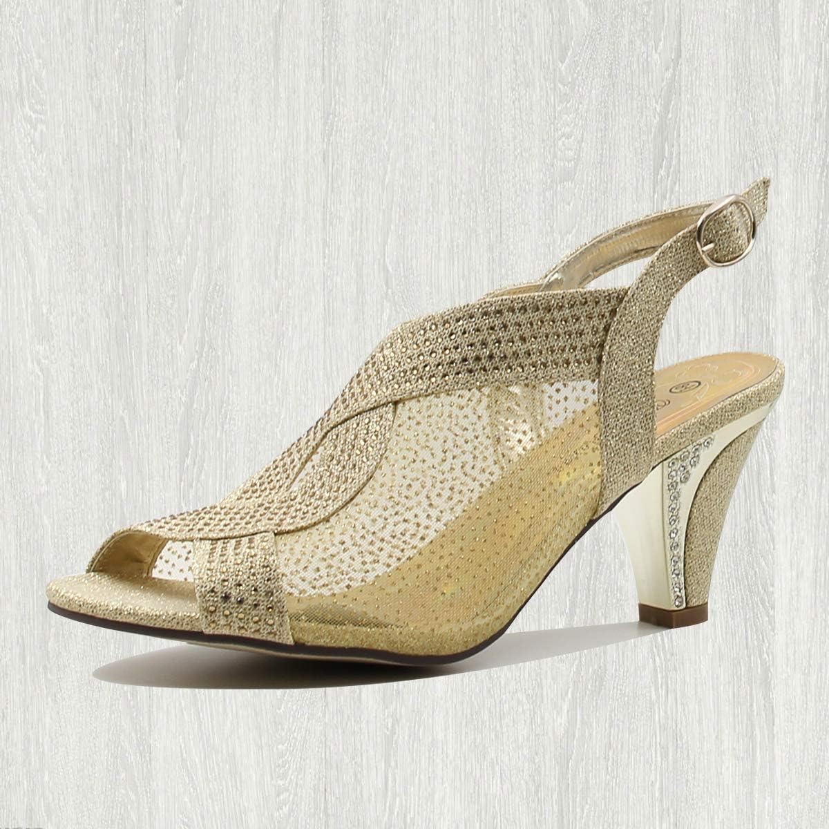 fashionable closed toe shoes