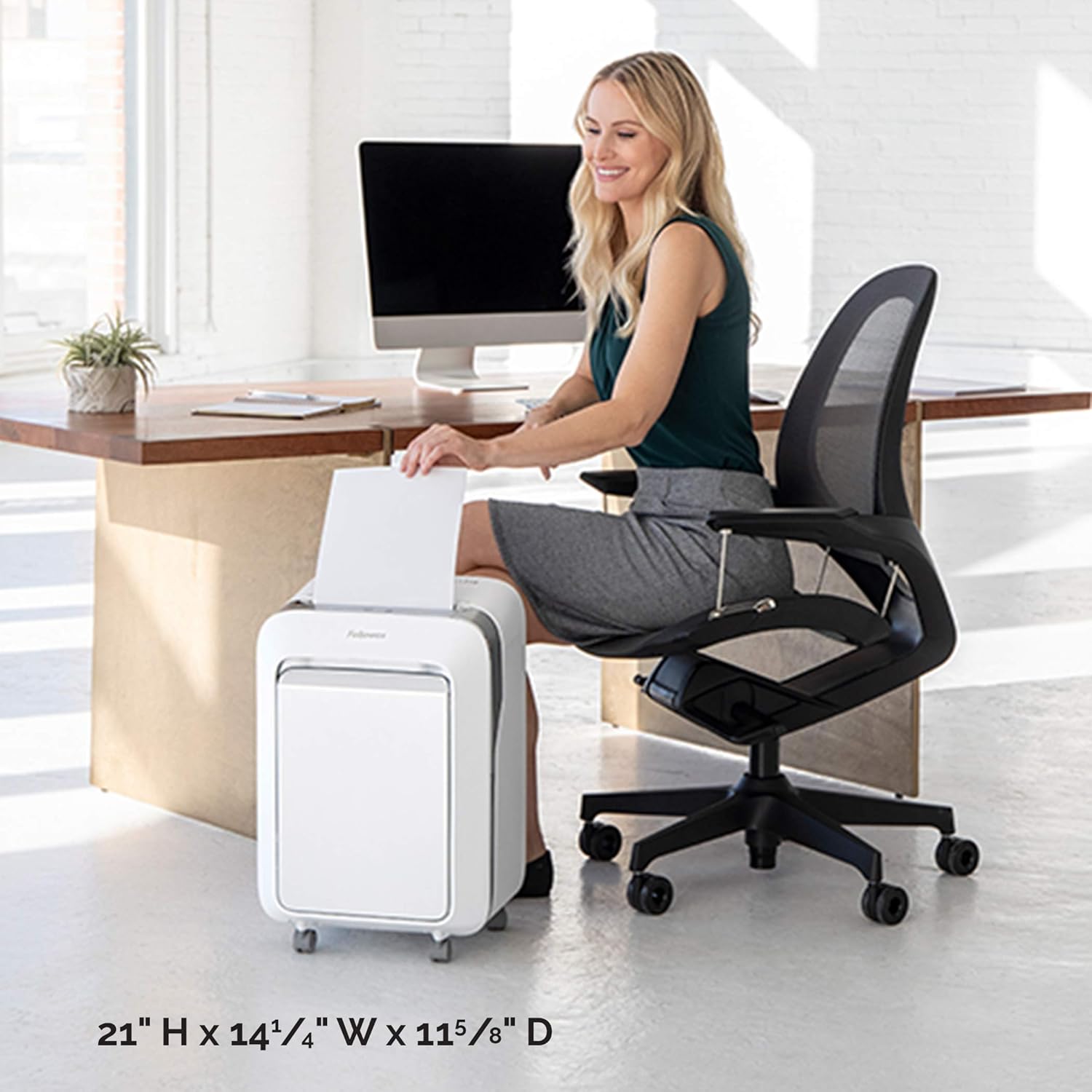 Fellowes LX21M Powershred Micro Cut 16 Sheet Paper Shredder (White) : Office Products