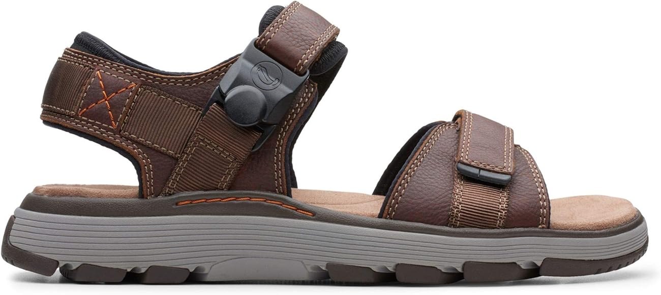 amazon clarks sandals mens