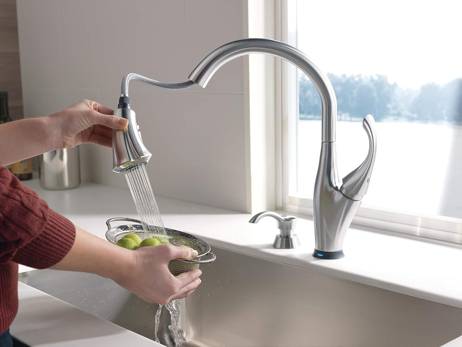 Delta Faucet Addison Single-Handle Touch Kitchen Sink Faucet with Pull Down Sprayer, Touch2O and ShieldSpray Technology, Magnetic Docking Spray Head, Arctic Stainless 9192T-AR-DST - Touch On Kitchen Sink Faucets - 